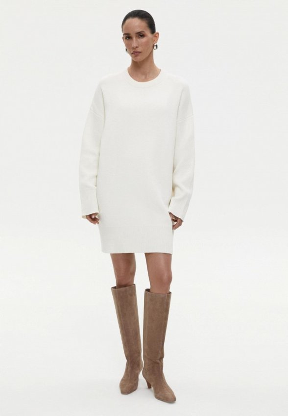 Платье Charmstore