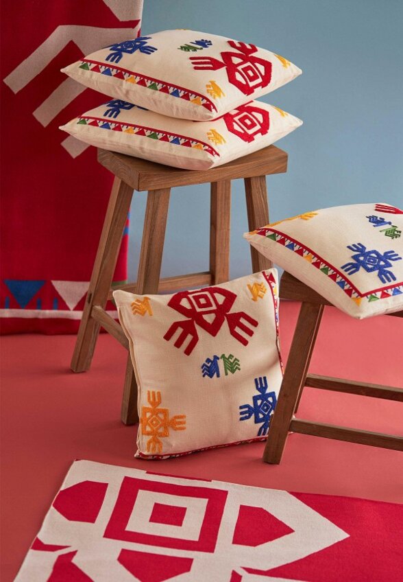 Подушка декоративная Tkano