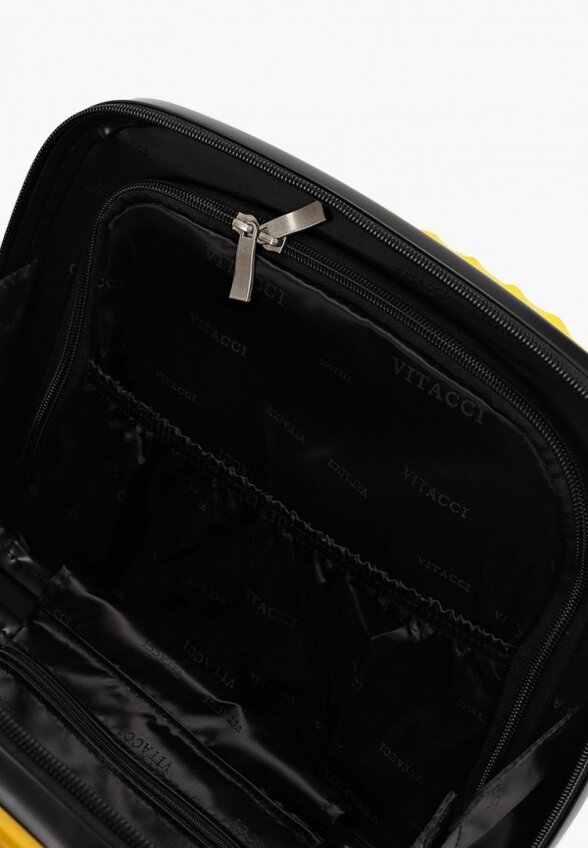 Чемодан и бьюти-кейс Vitacci