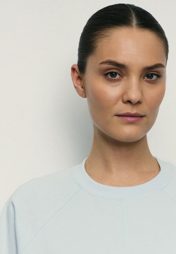 Футболка Zarina