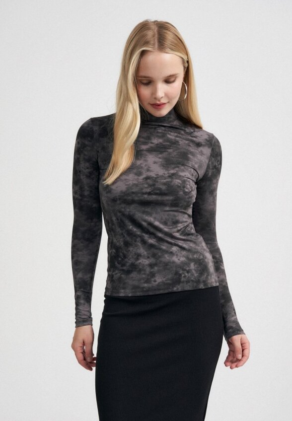 Водолазка Твое