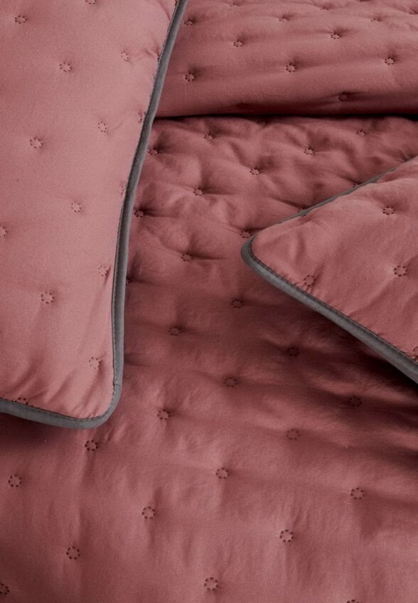 Комплект с покрывалом Sofi De Marko