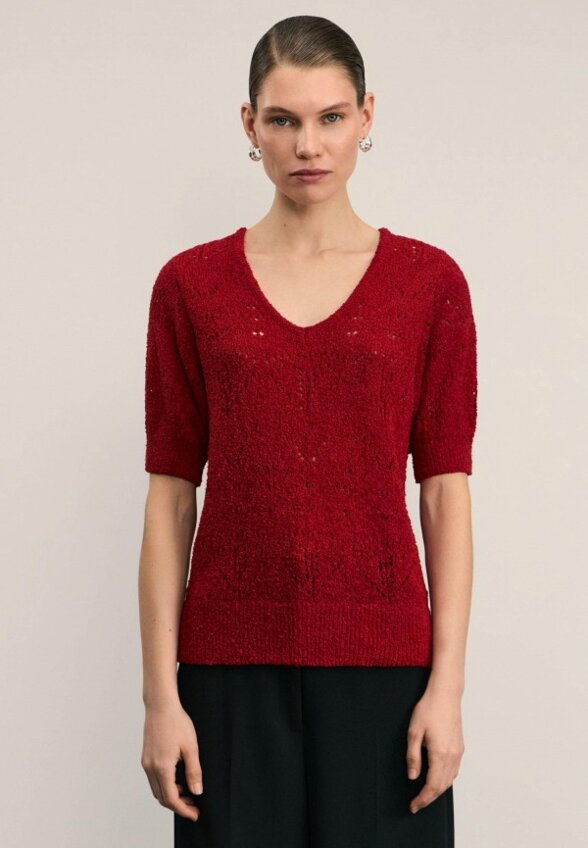 Пуловер Zarina