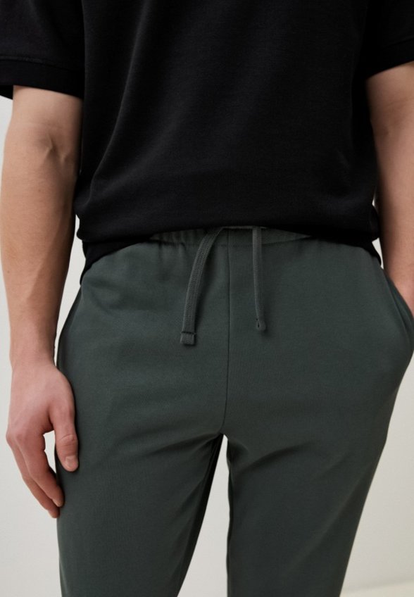 Брюки спортивные Mark Formelle