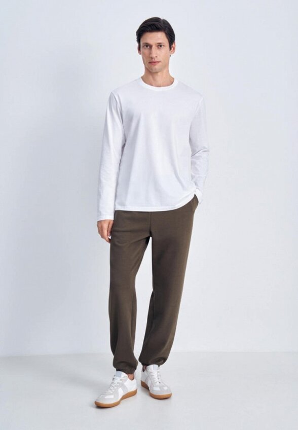 Брюки спортивные Finn Flare