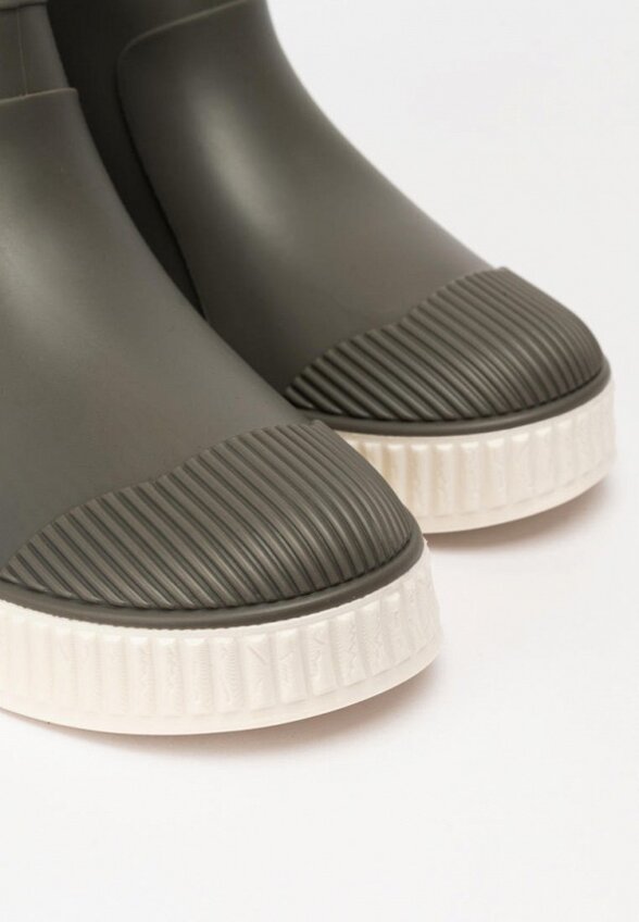 Полусапоги резиновые Tikkago