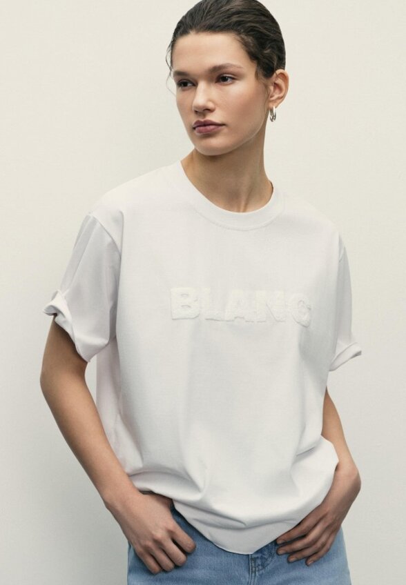 Футболка Zarina