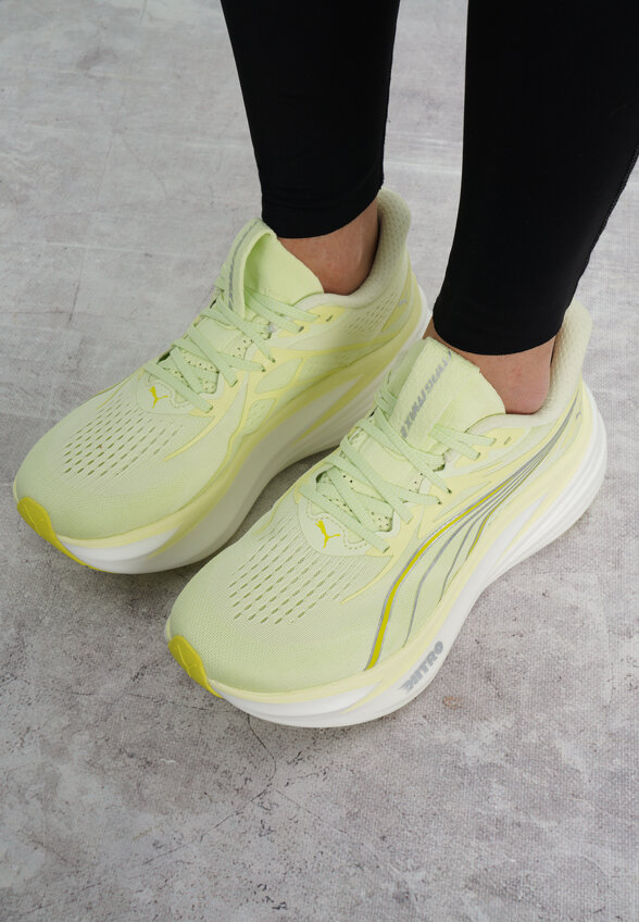 Кроссовки женские PUMA Magmax Nitro 2, Желтый