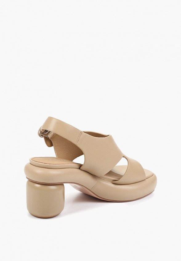 Босоножки Abricot