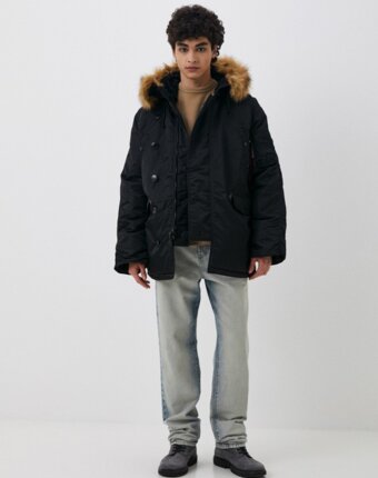 Парка и брелок Alpha Industries мужчинам