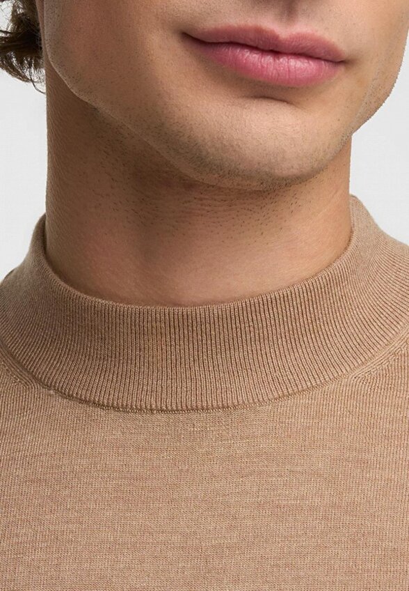 Джемпер Henderson