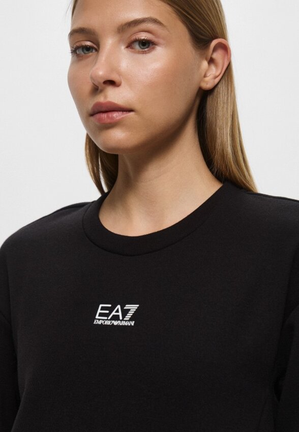 Свитшот EA7