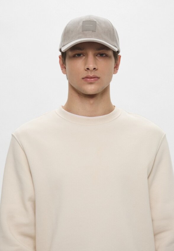 Бейсболка Calvin Klein