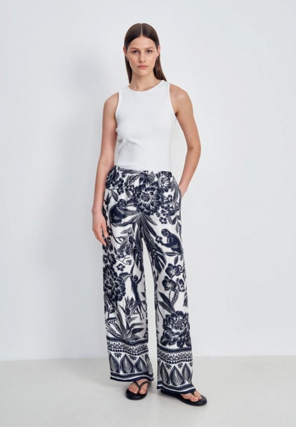 Брюки Finn Flare