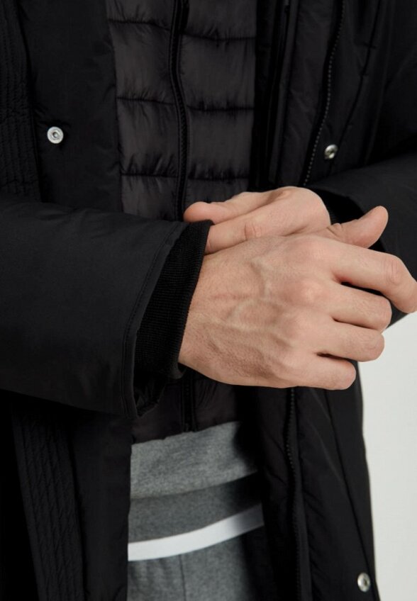 Пуховик Finn Flare