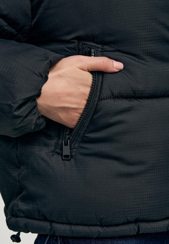 Пуховик Твое