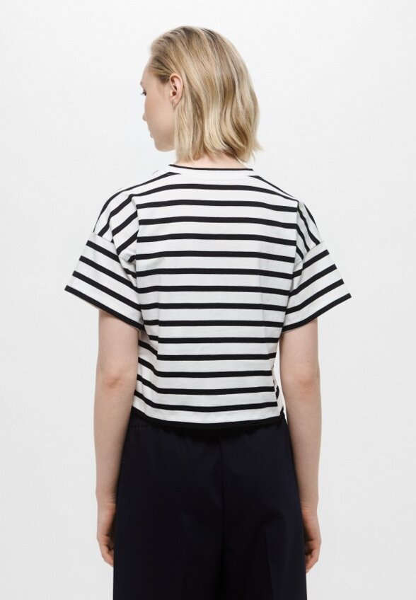 Футболка iBlues