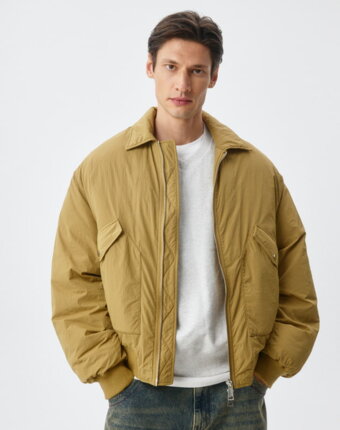 Бомбер Oversize fit с отложным воротником мужчинам