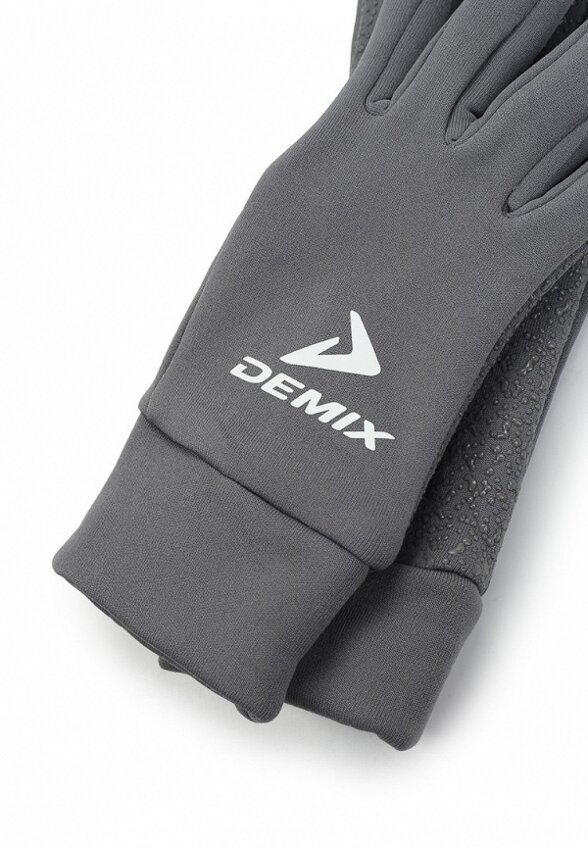 Перчатки футбольные Demix