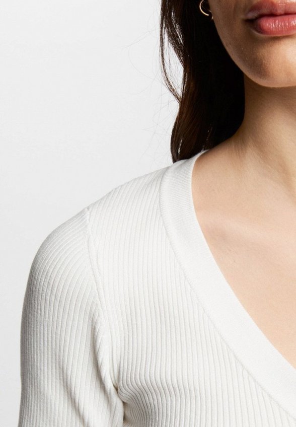 Пуловер Morgan