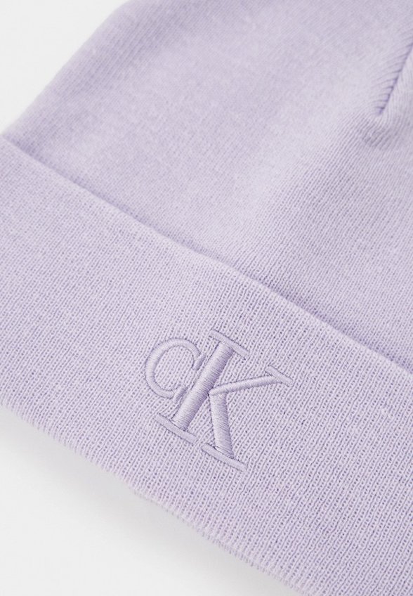 Шапка Calvin Klein Jeans
