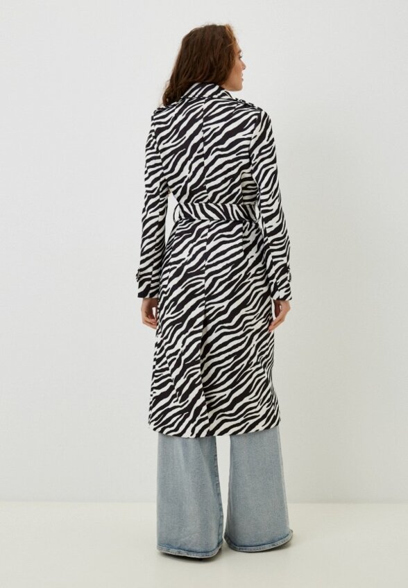 Пальто двубортное Bad Queen