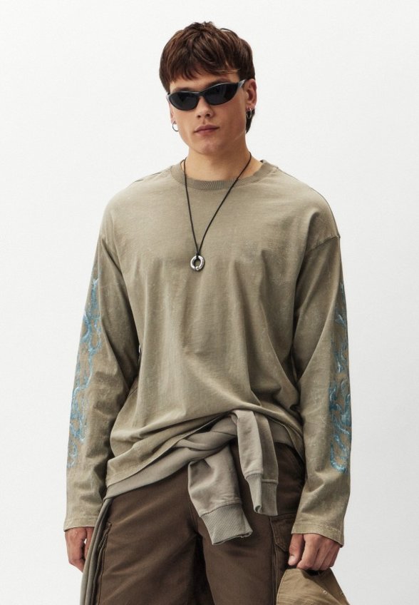 Лонгслив Mademan