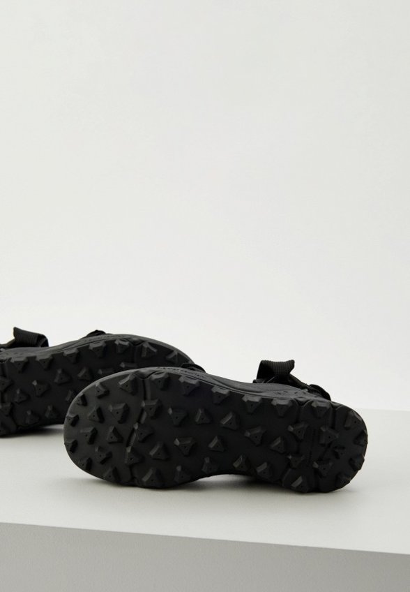 Сандалии Flower Mountain