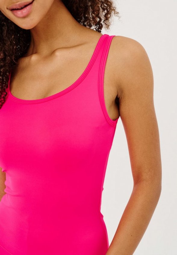 Майка спортивная Jolifashn