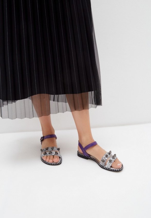 Сандалии Enzo Logana