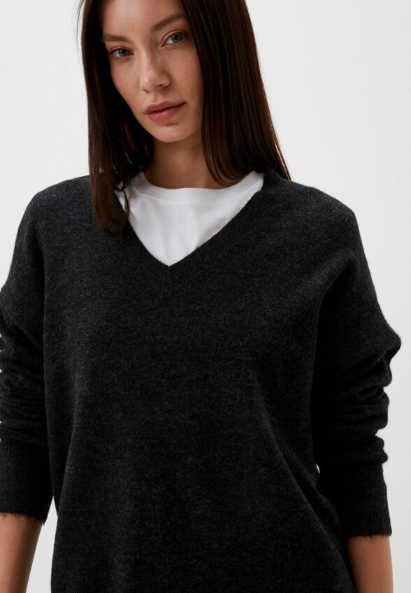 Пуловер Terranova