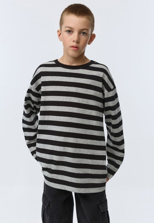 Лонгслив Sela