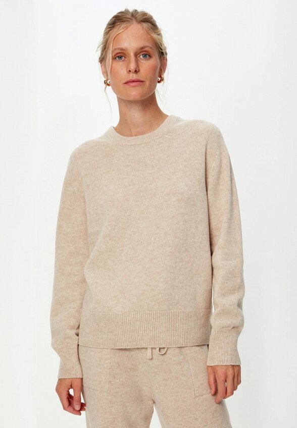 Джемпер Bstatement