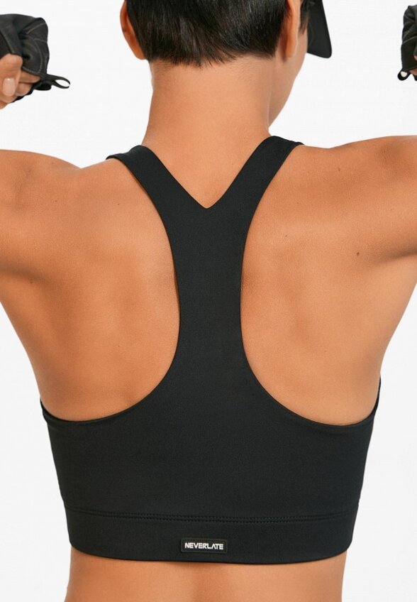 Топ спортивный Neverlate