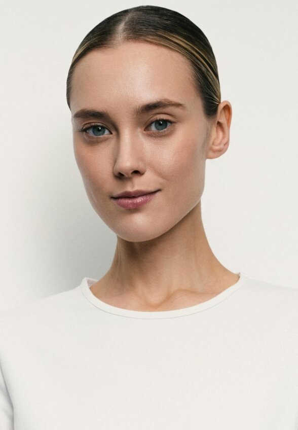 Футболка Zarina