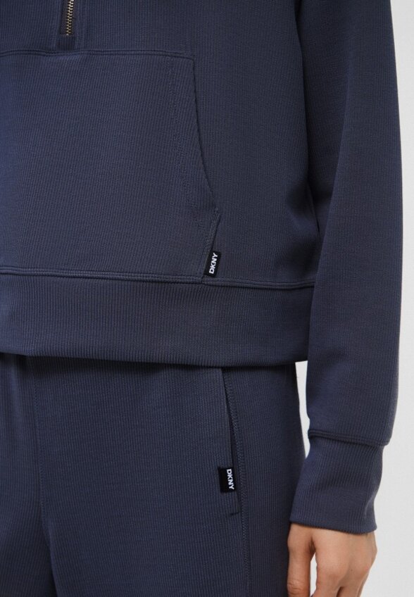 Олимпийка DKNY