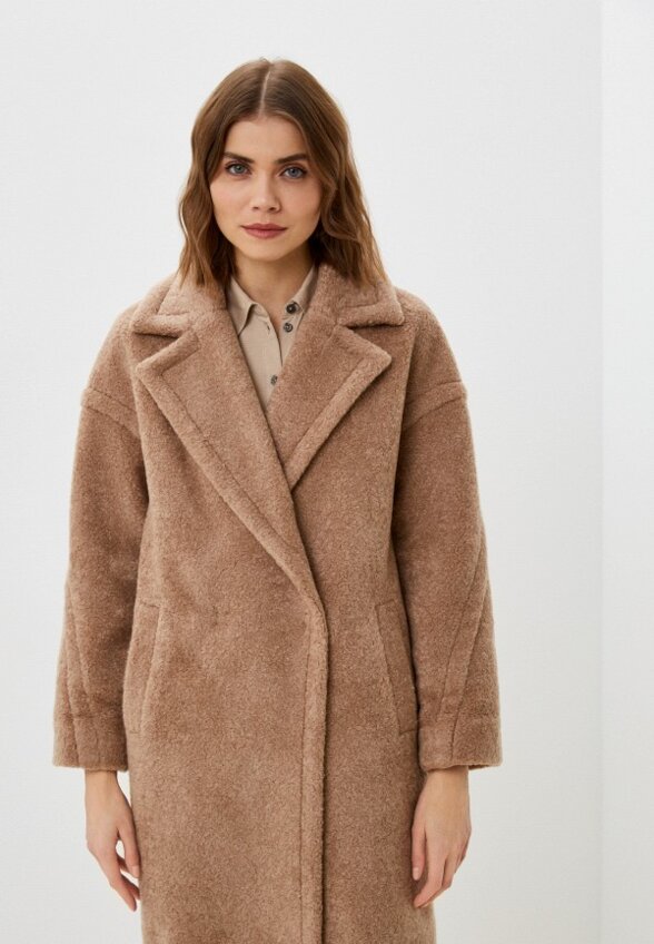 Пальто меховое To Be One