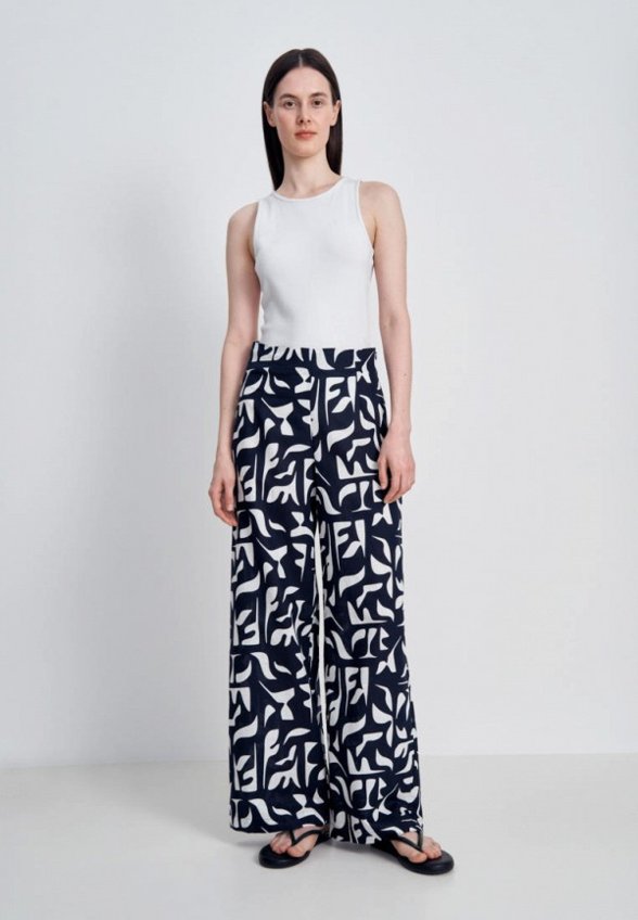 Брюки Finn Flare