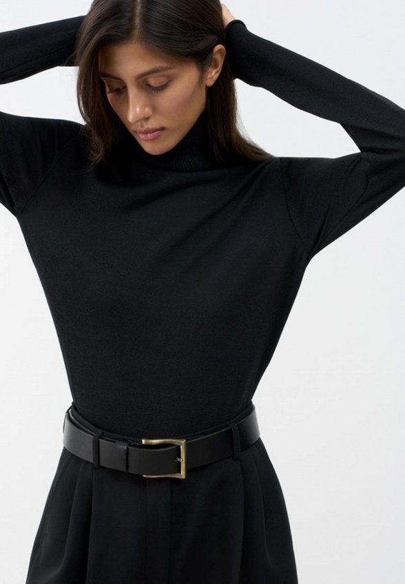 Водолазка Brusnika