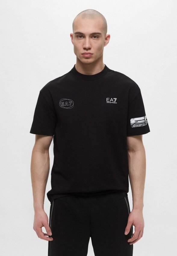Футболка EA7