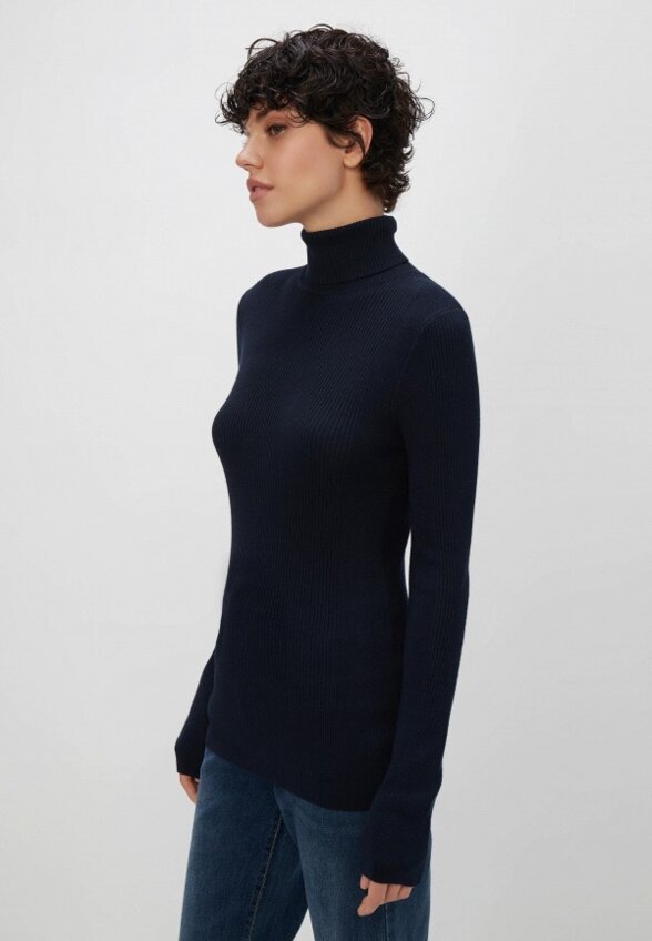 Водолазка Modis