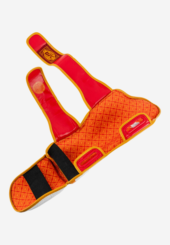 Защита голени UFC Premium True Thai, Белый