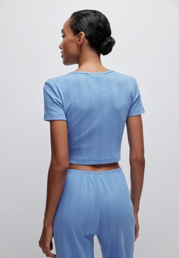 Футболка belle you