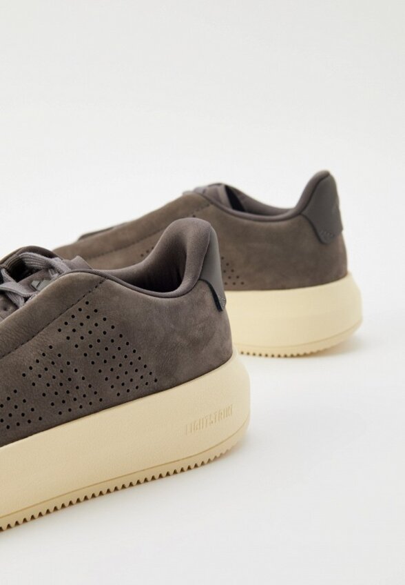 Кроссовки adidas