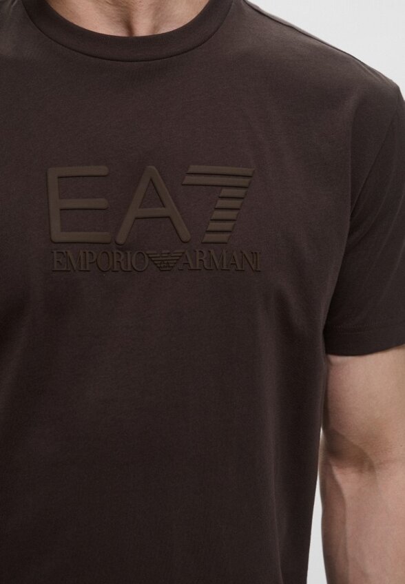 Футболка EA7