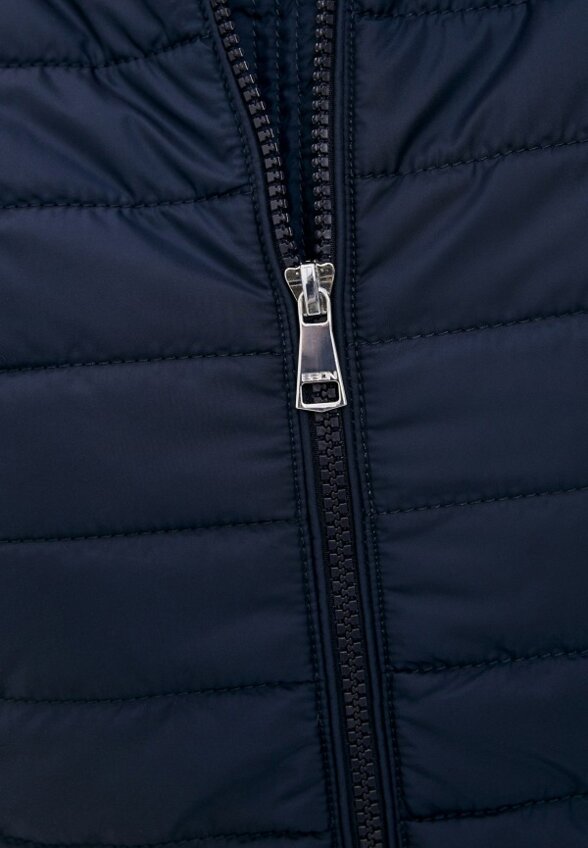 Жилет утепленный Baon