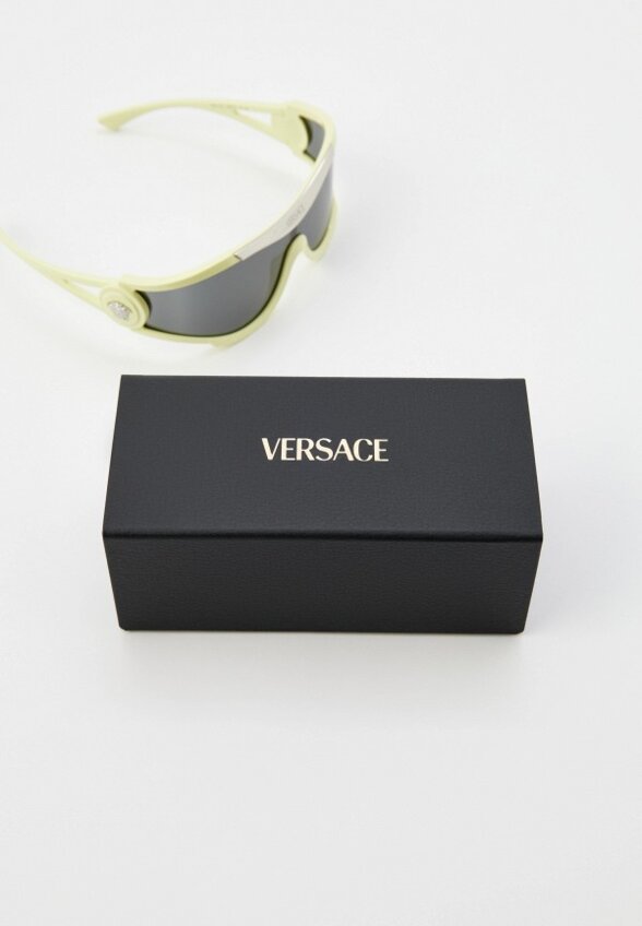 Очки солнцезащитные Versace