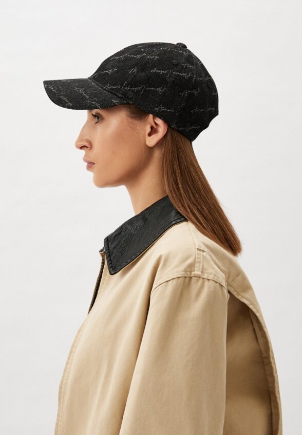 Бейсболка Armani Exchange