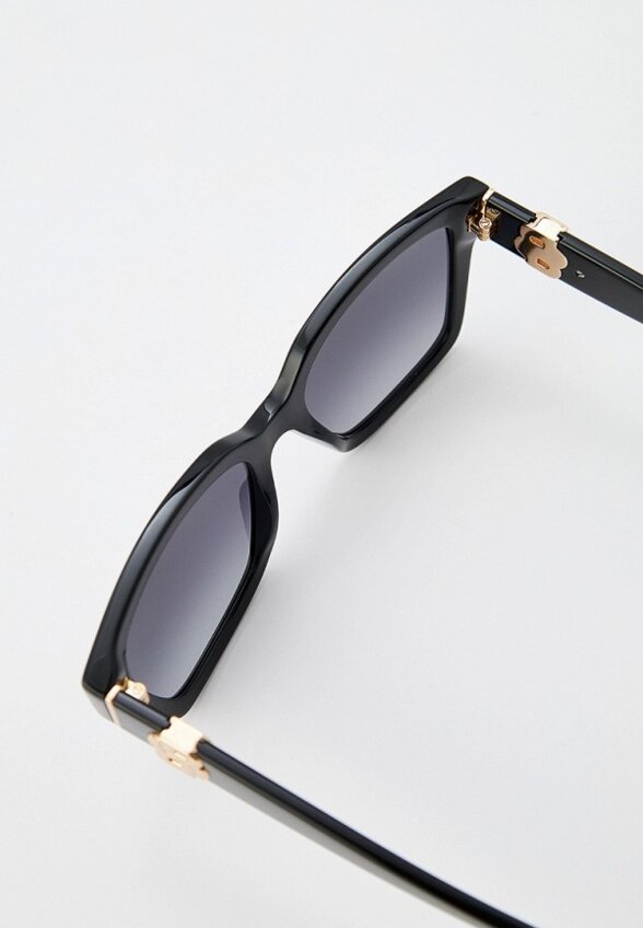 Очки солнцезащитные Boss