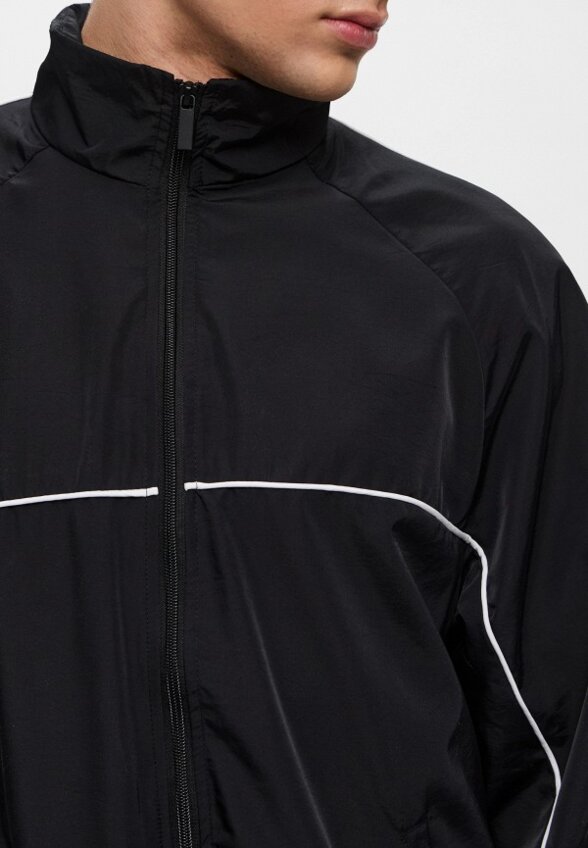 Ветровка Befree